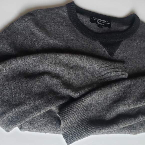 Banana Republic M Filpucci Italian Wool Sweater - Picture 3 of 15